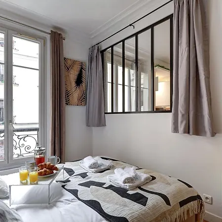 660 Melanie - Superb In Parigi